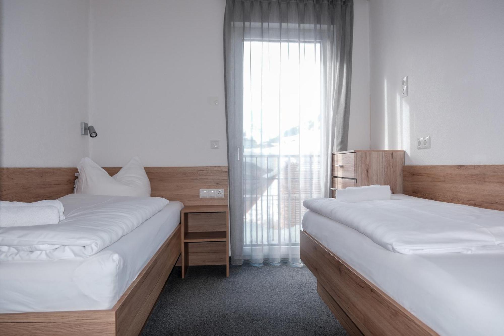 Residenz Fliana Deluxe Apartment Mathon Exterior photo